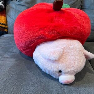 New Soft 12in Pig in Apple Plush Round1 Exclusive NWT